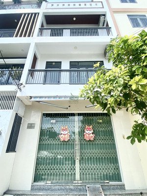 cho thuê nhà 3 tầng 5 phòng ngủ kđt acc vườn xoài 15 triệu/tháng