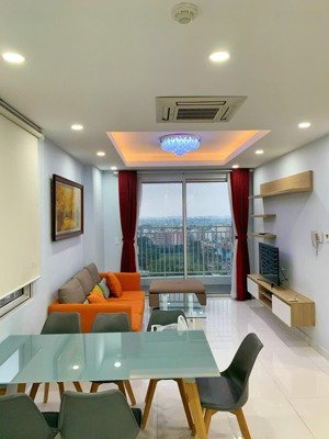 chuyên khu sân bay giá 17 tr chcc botanica premier, novaland. lh em: 083375579 call/zalo