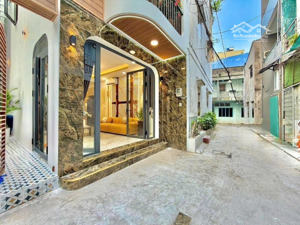 siêu phẩm giá rẻ - hxh phan tây hồ phú nhuận 55m2 - shr - chính chủ cần ra đi