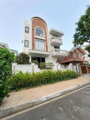 hạ giá bán gấp căn biệt thự an viên 6pn cách biển 300m đang sẵn dòng tiền 40tr/tháng kinh doanh tốt