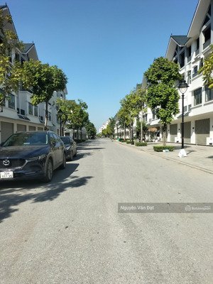 gấp! giá đầu tư! trung tâm đô thị, liền kề hinode royal park, hoài đức, ngã tư đường 17m