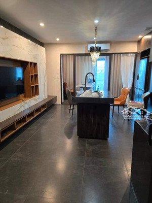 bán nhà phúc đồng long biên - khu phân lô : 6 tầng gara ô tô thang máy nội thất cực đẹp - ở ngay