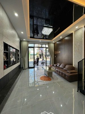 bán nhà 3 tầng - 3 mê mặt tiền kinh doanh - hồ tùng mậu - gần biển