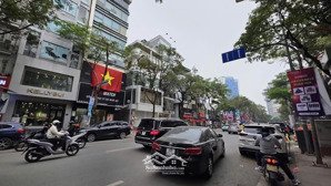 mặt phố thái hà!!!
7 tầng - kinh doanh - mặt tiền rộng - vỉa hè. khủng dt: 70m2 x 7 tầng x rộng 6m