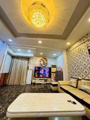 nhà đẹp ni sư huỳnh liên 46m2, 4pn 5wc, full nội thất cao cấp, sát q10