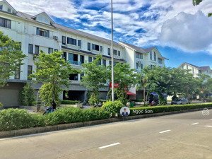 đầu năm chủ cần thanh khoản sớm căn nhà vườn giá rẻ hơn giá thị trường hơn 1 tỷ.