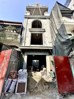 nhà 4 tầng diện tích 100m2 xây mới cực hiếm trần nguyên hãn - full nội thất, ngõ nông