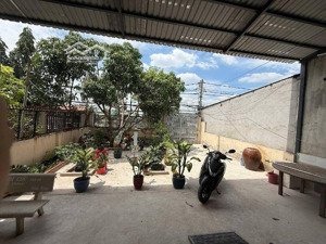 nhà cần bán đã giảm giá nhiều lần, phường 7, q8, điện tích 322m2 (chưa tới 30tr/m2)