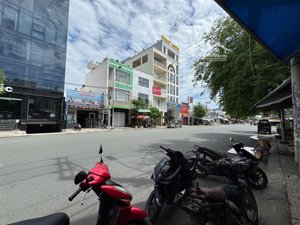 nhà cấp 4 căn góc 2mt đường 25m+lề phạm văn bạch,p15,tb.