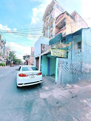 bán nhà mặt tiền phan văn trị, p14 bình thạnh căn góc, giá 9.8 tỷ