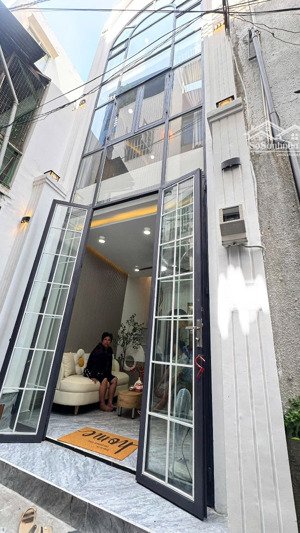 bán nhà mới xây full nội thất 18m2, 4,49 tỷ tại huỳnh văn bánh, phường 13, phú nhuận, đẹp xuất sắc