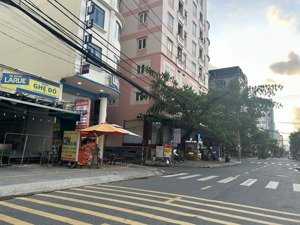 hàng hiếm. bán đất lô góc đường dương đình nghệ, diện tích 115m2, ngang hơn 6m. giá chỉ 24,5 tỷ