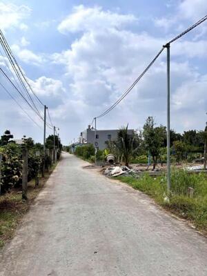 Bán nền thổ cư mặt tiền rạch Khoán Châu thuộc Long Tuyền Bình Thủy , vị trí cách cầu Bình Thủy Nguyễn Văn Linh vô 1km