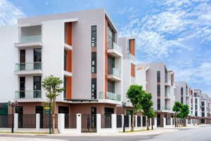 bán shophouse ánh dương vin 3 ad6-82, 100m² giá 14.552 tỷ mặt tiền 5m, gần công viên và vịnh biển