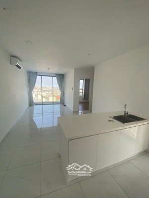 cần bán căn hộ d''lusso 3pn3wc dt 105m2 tầng cao view sông căn góc giá 8.65 tỷ bao thuế