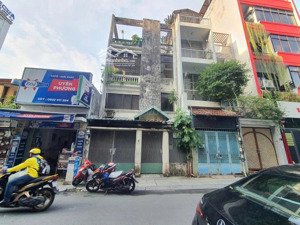 xuất cảnh bán gấp nhà mặt phố thạch thị thanh - 124m2 - 63.5 tỷ - ngay công viên lê văn tám