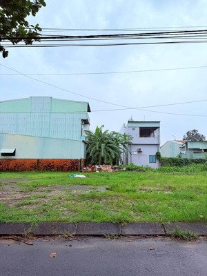 bán đất đường 10.5m võ văn ngân kẹp cống đô đốc lộc gần chợ hoà xuân giá 6.49 tỷ thương lượng