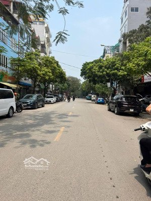 mặt ngõ 29 phố trạm - 125m2 - mặt tiền 7m - phù hợp xây - toà nhà văn phòng chung cư mini đường 10m