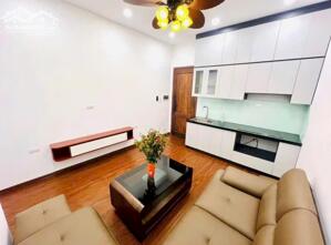 Bán Tập thể đường Nguyễn Trãi, Thanh Xuân, 2 ngủ, 2wc, nhà đẹp full nội thất, ô tô đỗ