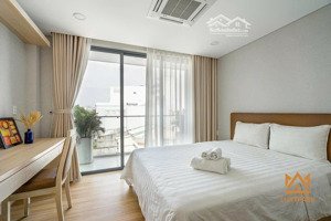 căn hộ 1pn, ban công lớn q1. gần nhà thờ tân định, chợ tân định, công viên lê văn tám, cầu kiệu