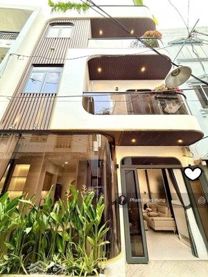 nhà mới xây, hẻm oto tới cửa, sát mặt tiền thích quảng đức, phú nhuận, ngang 6m, 4 tầng, 7.8 tỷ