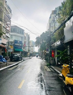 bán nhà 2 mặt tiền hẻm (trước + sau) 6.5m x 12.5m. nhà nở hậu nhẹ. 80m vuông đất. 4 tầng lầu.