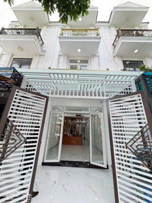 bán nhà 3 lầu hoàn công mặt tiền kinh doanh phường đông hòa, dĩ an; dt 69m2 giá 7.2 tỷ