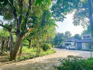 cần bán khu nghỉ dưỡng sinh thái đẳng cấp 5*tại lương sơn hoà bình