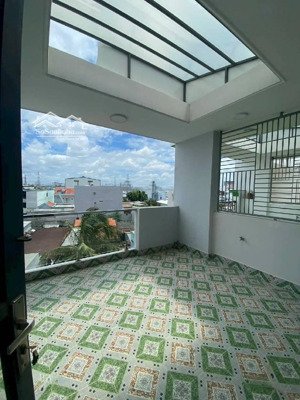 nhà 4 tầng - ngay khu tên lửa - cách aeon mall 5p - qua siêu thị go 500m - nhà đẹp dọn vali ở liền