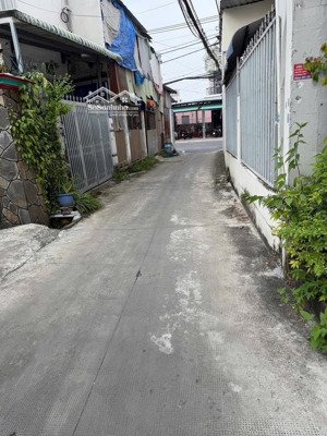 cg nhà sổ hồng riêng hóc môn, tphcm: nhà bán sổ hồng riêng đúc thật 1 lầu, dt 4.5x22m