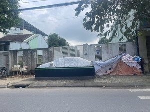 chính chủ gửi bán lô đất mt tôn đản.đà nẵng