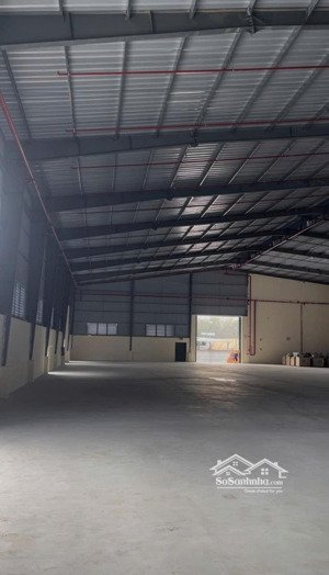 cho thuê kho, nhà xưởng 200 triệu, 2050 m2 tại tân hiệp, tân uyên, bình dương