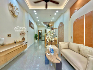 nhà d5 bình thạnh sát hutech - 2 tầng - 3pn 3wc 45,8m2 ở ngay, hđ thuê 18tr/tháng