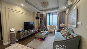 bán gấp căn hộ chung cư 4pn full đồ bên ngoại giao đoàn toà no3t6