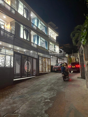 bán nhà mới 3 tầng, 4pn, 5wc mặt tiền mai an tiêm - phường vĩnh phước, nha trang, đang cho thuê tốt