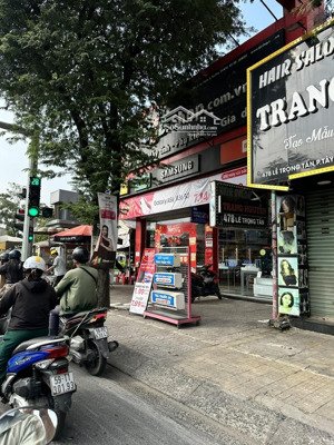 162 m2. mặt tiền lê trọng tấn vị trí kinh doanh cực đỉnh giá giảm còn 24 tỷ .