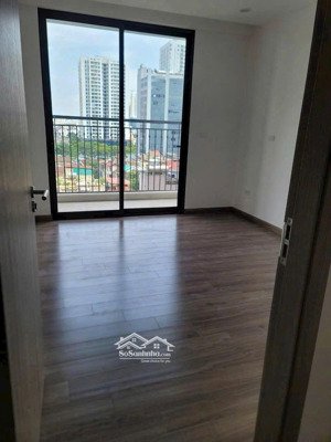 bán căn 06 diện tích 85,07m2(3pn 2vs) tại dự án 33 lê văn lương kí tá được ngay l/h: 