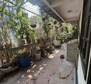 tập thể view mặt phố thái thịnh | diện tích lớn 220m2 - mặt thoáng giá hiếm, dành cho nhà đầu tư