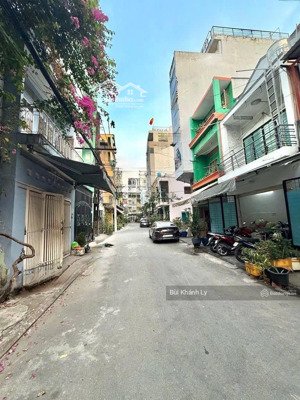 tân bình hẻm xe hơi 8m- khuvip cách mạng tháng tám gần ga metro