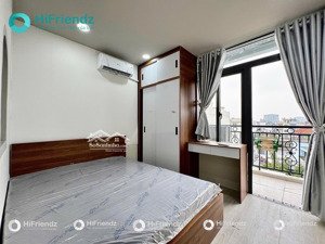 cho thuê căn hộ 1 phòng ngủ tách bếp có bancong ngay gần cầu bông - chợ bà chiểu - giáp quận 1