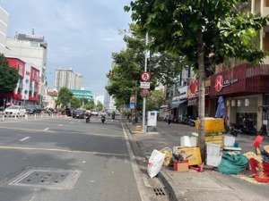 bán gấp nhà mt nguyễn thái học quận 1 dt 4m x 20m, vỉa hè rộng đường lớn giá 39 tỷ