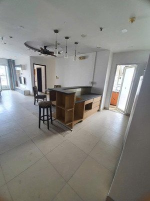 c/c screc trường sa, p12, q3, ntcb, căn góc, 100m2, 3pn, 2wc, 15tr/th