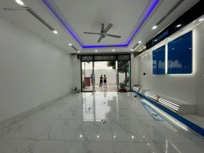 chính chủ cho thuê shophouse thang máy vinhomes ocean park 1 ở & kinh doanh chỉ 28 triệu (miễn tg)