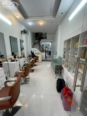 Cho thuê nhà ngõ 131 Nguyễn Thị Định, Cầu Giấy 55m x 5T THANG MÁY - Ô TÔ giá 30tr