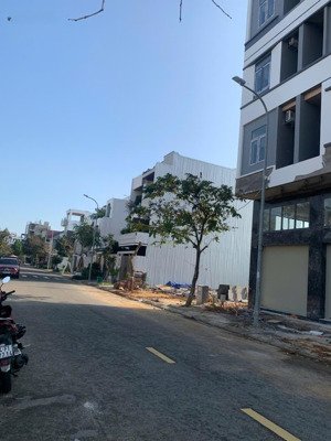 cho thuê đất đường hòa phú 26, đối diện trung tâm hành chính quận liên chiểu, đà nẵng