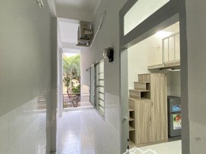 bán chdv hẻm xe tải mặt tiền kinh doanh cách 1 căn ra mt quang trung