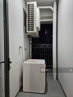 bán căn hộ sky city 88 láng hạ. dt 144m2, 3pn, 2wc. giá 130tr/m2 full đồ. bc đông nam