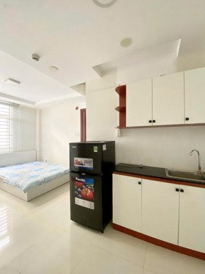 cho thuê studio cửa sổ trời, đầy đủ nội thất, tiện nghi gần kcx, cầu tân thuận ngay võ thị nhờ, q7