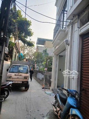 nhà mới kim chung - mặt ngõ thông ô tô đỗ cửa sổ phân lô hiếm, khó tìm