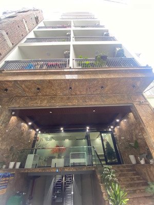 bán toà nhà xuân la 250m2 - 9 tầng - 36 phòng - 20 m ra mặt phố - dòng tiền gần 300 triệu/tháng